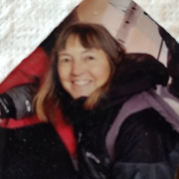 Meet your Posher, Val - Picture 2 of 2